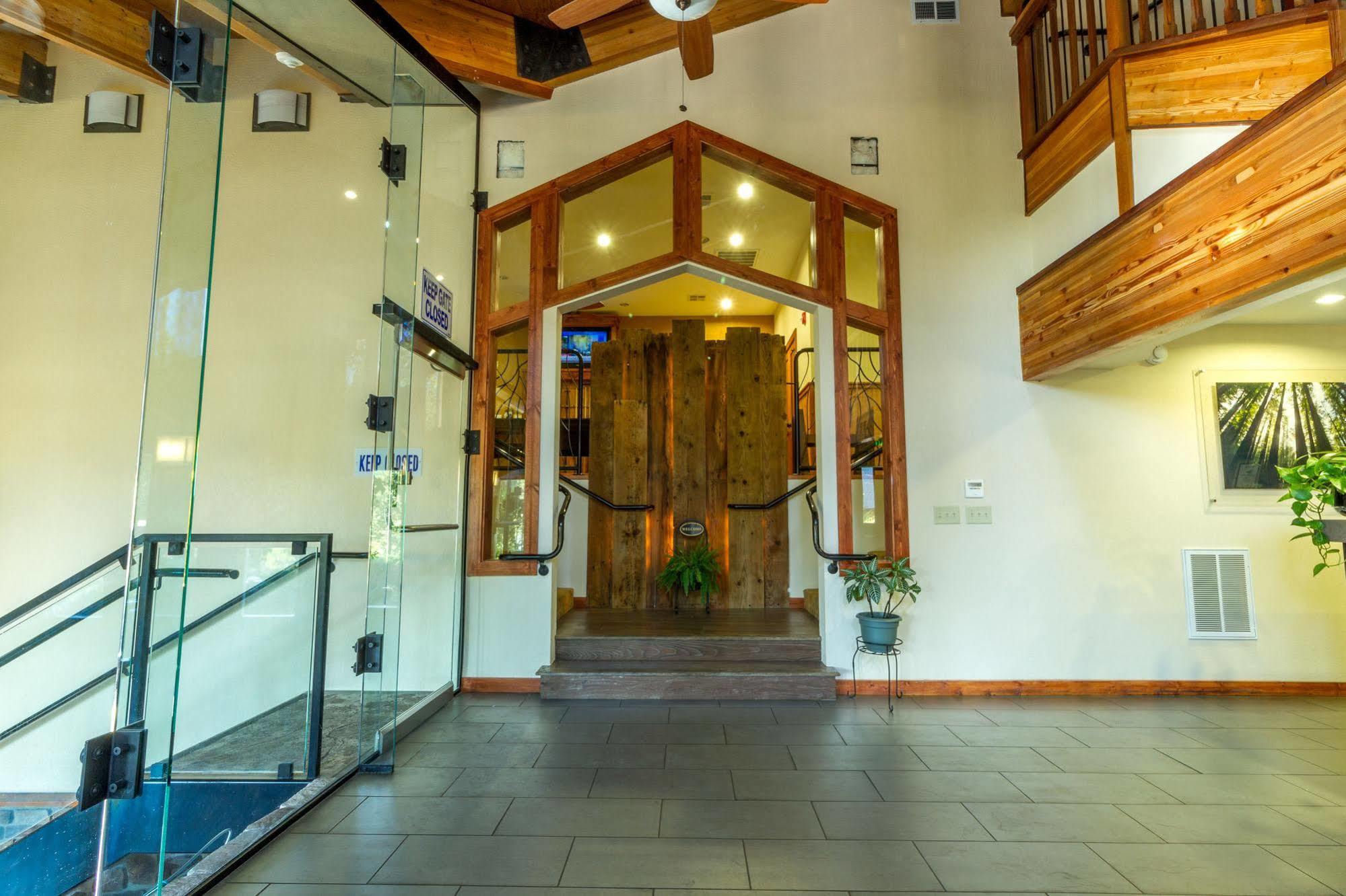 Mountain Retreat Resort Arnold Buitenkant foto